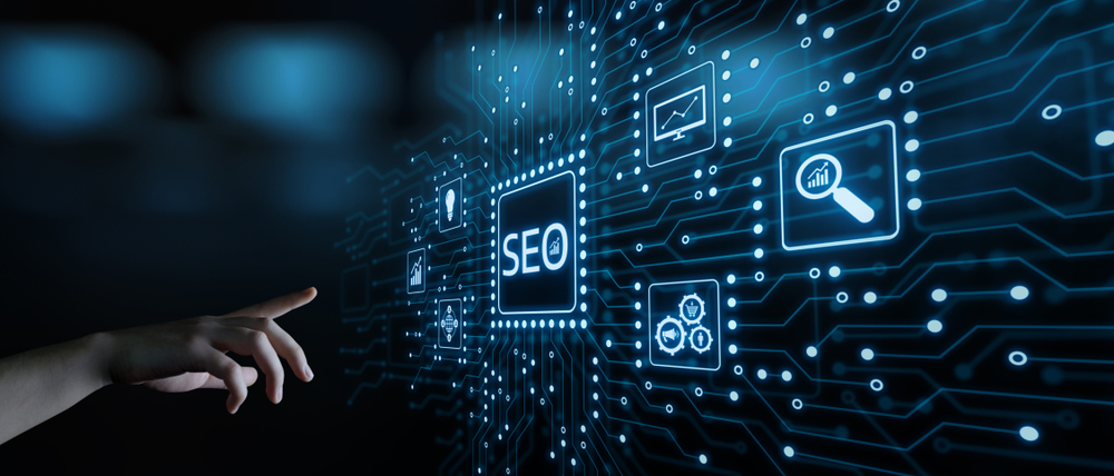 Unravelling the Web: The Significance of Internal and External Links in SEO